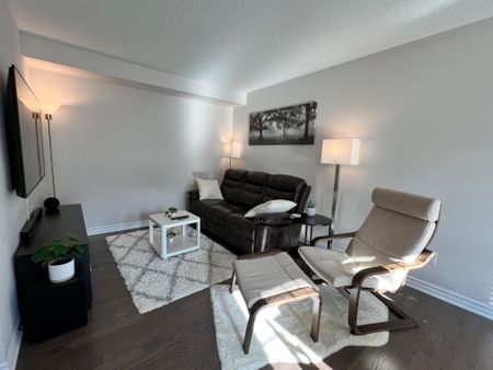 For Lease - 590 Foxlight Circle, Kanata, Ontario - Photo 3