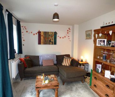 3 bedroom terraced house to rent - Photo 4
