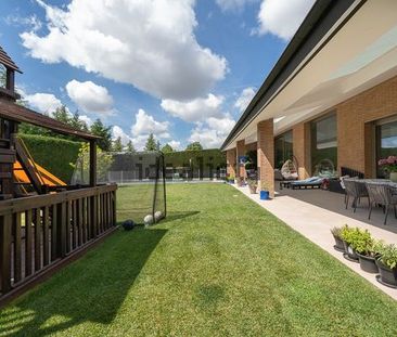 Alquiler de casa o chalet independiente en Calle de Prado del Rey, 4 - Photo 6