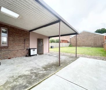 FULL BRICK 4 BEDROOM HOUSE IN ROSEBERY WITH HUGE YARD - Photo 3