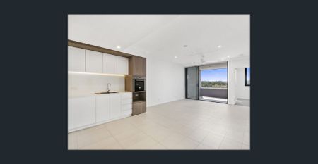 Light, Spacious & Stylish One-Bedroom Unit in Prime Location - Photo 4