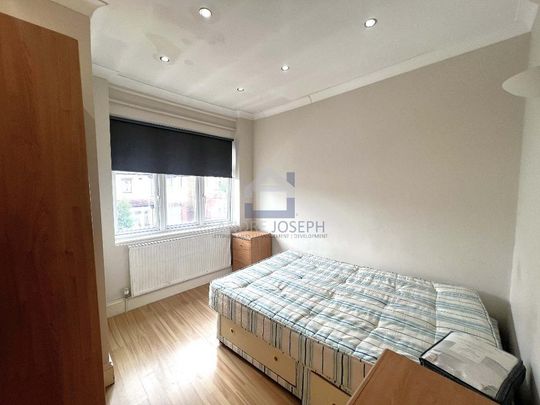 3 Bedroom Flat To Rent - Photo 1