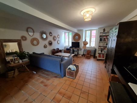 Location Maison 3 pièces 91m² - Photo 2