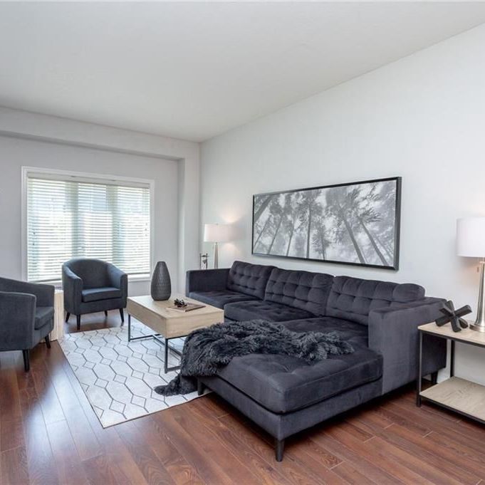 For Lease - 112 North Centre Road Unit# 79, London North, Ontario - Photo 1