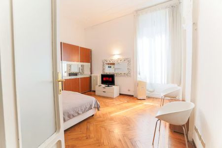 Via Giovanni Boccaccio, Milan, Lombardy 20123 - Photo 3