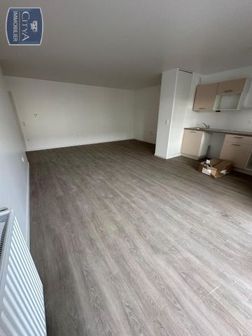 Location Appartement 4 pièces 92m² CAEN 14000 - Photo 5