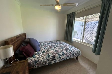 LOW MAINTENANCE 3X2 - Photo 3