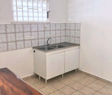 Location Appartement 2 pièces 45m² CAYENNE 97300 - Photo 5