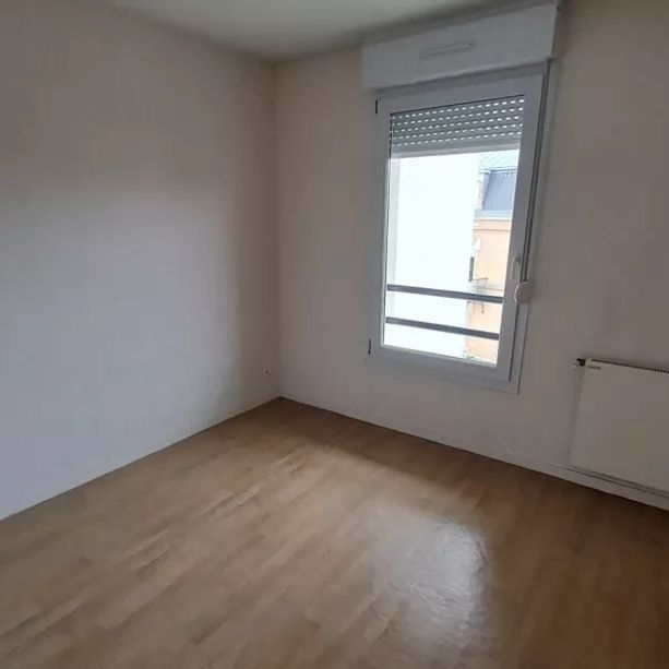 Location appartement T4 100.89m² à Reims (51100) - Photo 1