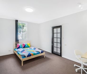 2/2 Bayliss St, Toowong - Photo 1