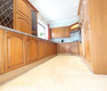 House share to rent - Photo 2