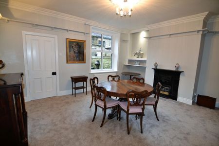 3 bedroom end of terrace house to rent - Photo 5