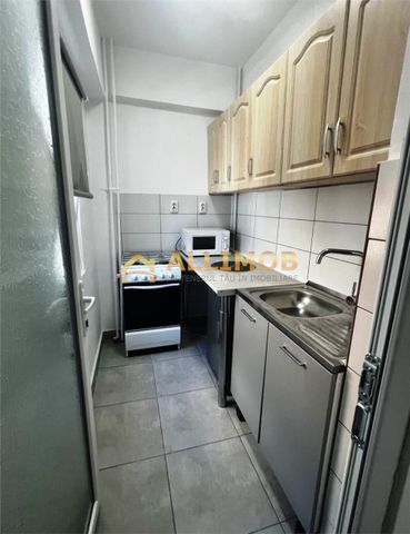 Garsoniera in Ploiesti, zona ultracentrala - Photo 4