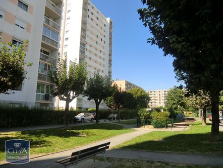 Location Appartement 5 pièces 86m² SASSENAGE 38360 - Photo 2