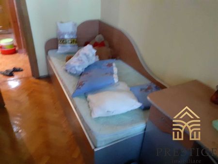 Apartament de inchiriat cu 3 camere in zona Dacia-Oradea - Fotografie 3