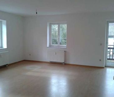 Helle 3-Zimmer-Wohnung mit Balkon und PKW-Stellplatz in ruhiger Woh... - Photo 5