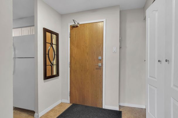 For Lease - 127 Belmont Drive Unit# 909, London South, Ontario - Photo 1