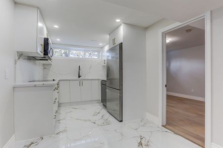 For Lease - 54 Camwood Crescent Unit# Bsmt Rm 7, Toronto, Ontario - Photo 3