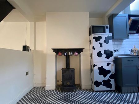 2 bedroom cottage to rent - Photo 2