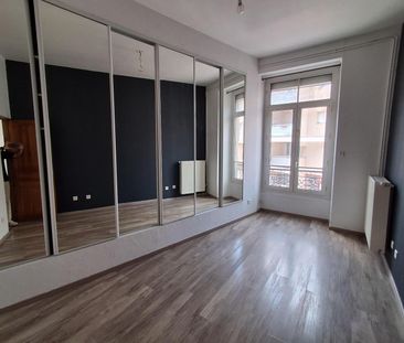Location Appartement 3 pièces 71m² RIVE DE GIER 42800 - Photo 3