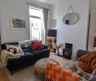 2 bedroom terraced house to rent - Photo 1