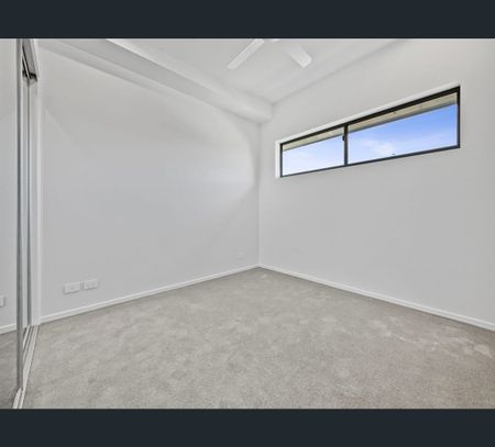 301/18-20 Wright Street, Maroochydore, Qld 4558 - Photo 3