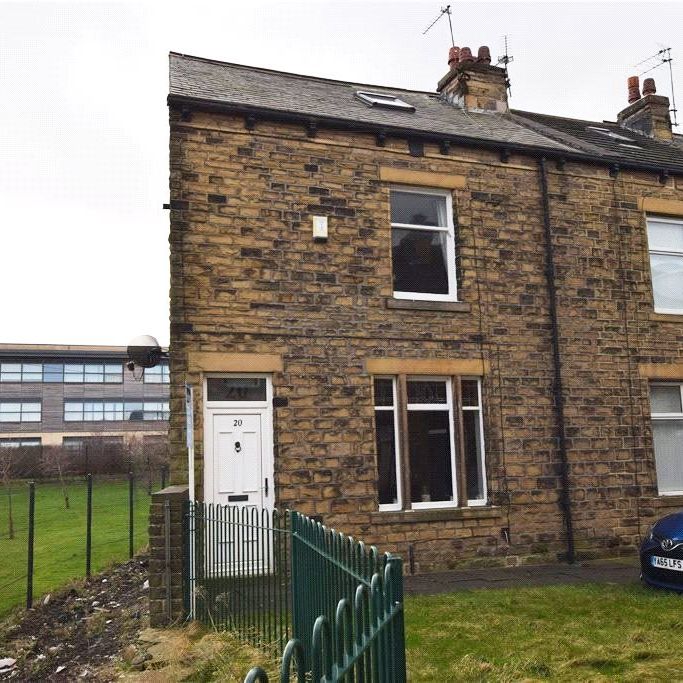 20, Oakroyd Mount, Stanningley, Pudsey, West Yorkshire, LS28 7QH - Photo 1