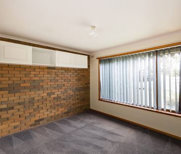 Situated in a well-maintained complex and only minutes from town - Photo 5