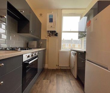 1 bedroom in a flat share to rent - Photo 6