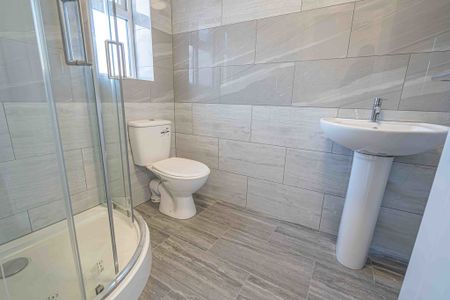 1 Bedroom For Rent - Photo 5