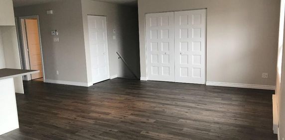 4 1/2 À LOUER (BROMPTON) - Photo 2