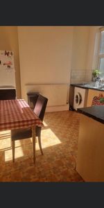Room in a Shared Flat, Kemptown, BN2 - Photo 3
