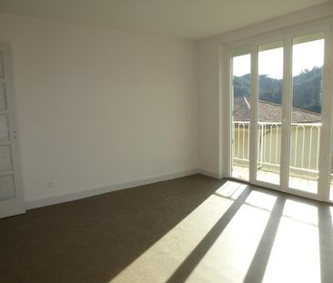 Location Appartement 4 pièces 78m² VALS LES BAINS 07600 - Photo 2