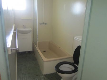 1 BEDROOM UNIT CLOSE TO CBD - Photo 5