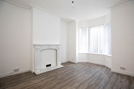 Woodhouse Lane, Springfield, WN6 7LF - Photo 2