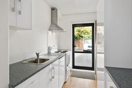 Balanced Living on Bealey! - Photo 4