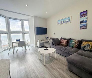 Kings Road, Brighton - Photo 1