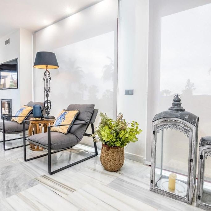 Av. España, 124, 29680 Estepona, Málaga, Spain, Estepona, Andalusia 29680 - Photo 1