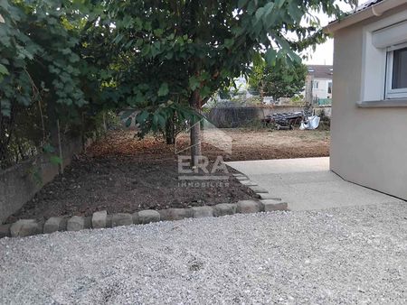 À louer : Maison 1 pièce de 23 m² avec garage à Varennes-sur-Seine - Photo 3
