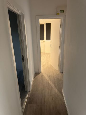 2 Bed Flat, Harewood Road, CR2 - Photo 5