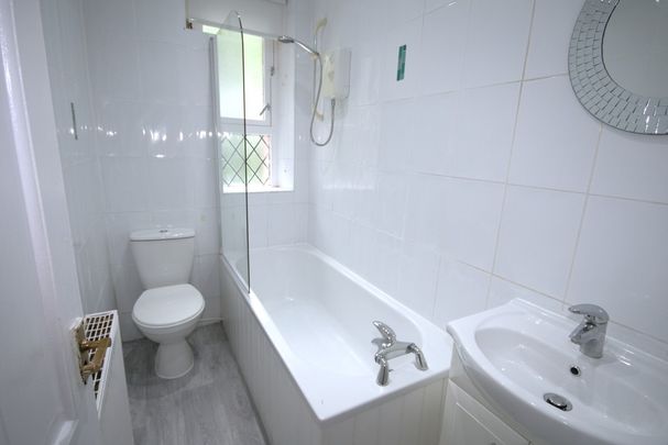 Earl Street, 2 Bed Spacious Unfurnished Apartment, Scotstoun – Available 23/06/2025 - Photo 1