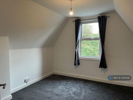 4 bedroom terraced house to rent - Photo 3