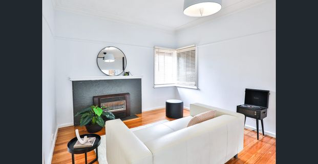 Three Bedroom House - Photo 1