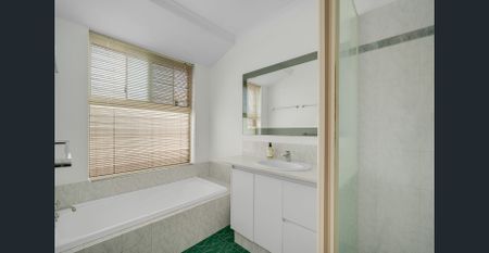 Stunning Family Home in Kiara - Photo 3