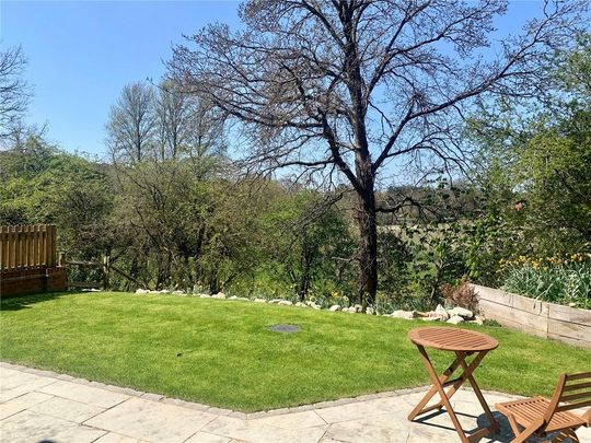 3 bedroom detached house to rent - Photo 1