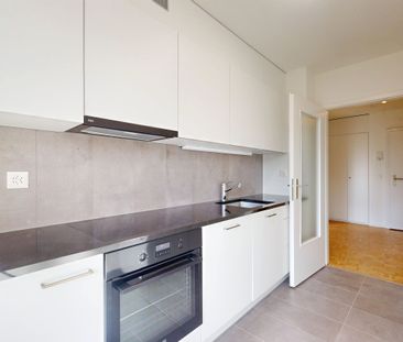 Appartement rénové dans un quartier calme et verdoyant - Photo 1