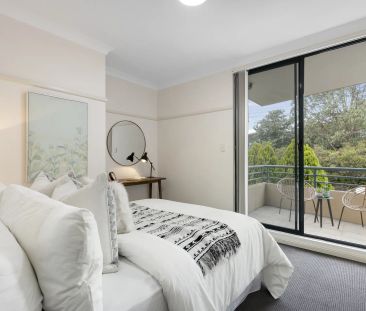 Easy-care living close to endless amenities - Photo 1