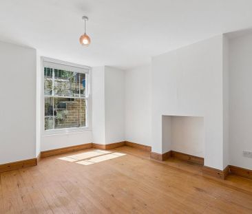 4 bedroom terraced house to rent - Photo 6