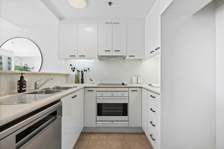 1707 / 1 Kings Cross Road - Photo 2