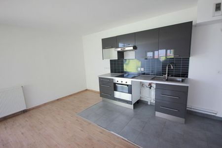 A LOUER : T3 à LILLE • Avenue du Président Hoover - Grand Palais • 1 180 € - Photo 5